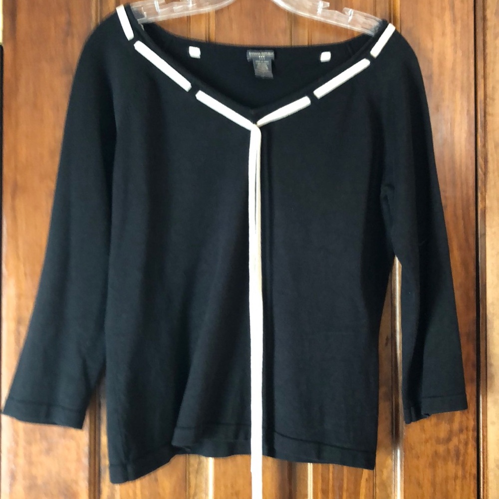 Banana Republic pullover size large.